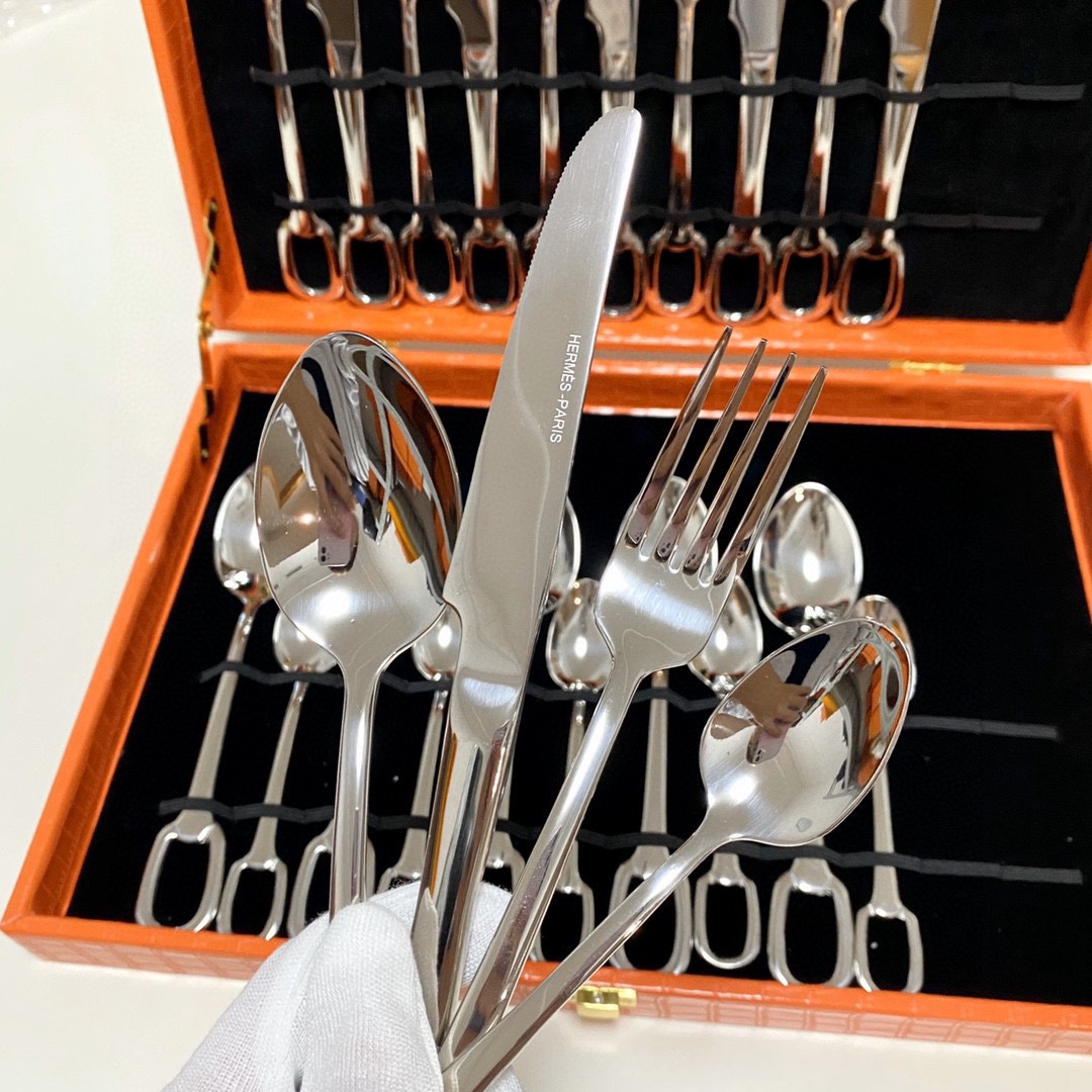 Hermes Knife and Fork 24 Piece Set - Comprehensive 7