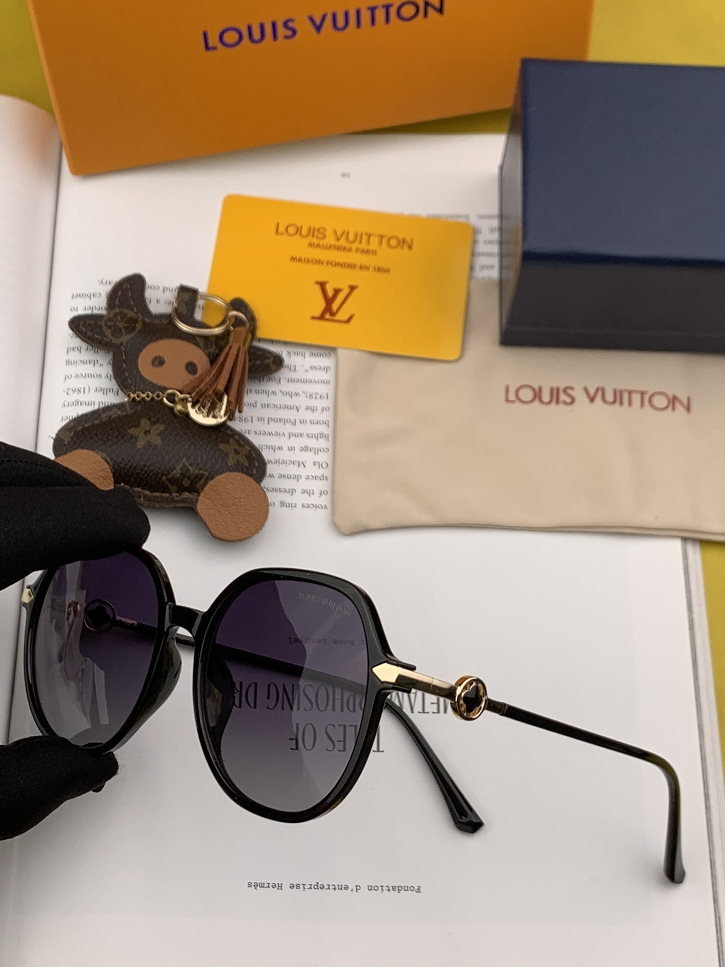 路易威登 Louis Vuitton 高级成衣风衣外套及大衣服饰 #E14A28DC 6