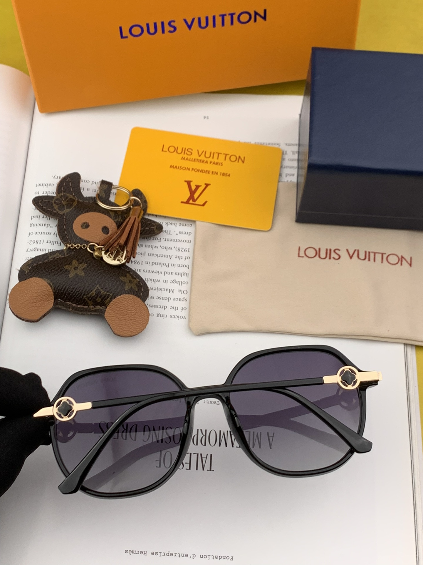 路易威登 Louis Vuitton 高级成衣风衣外套及大衣服饰 #E14A28DC 8