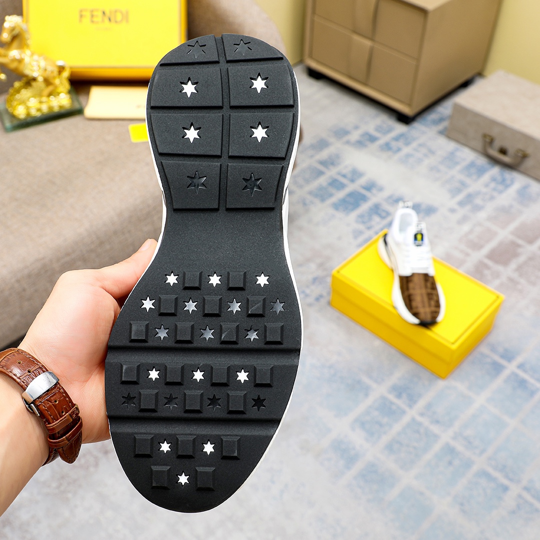 Factory precio [FENDI] Fendi clásico cómodo de los hombres, este entrenador sofisticado es hecho a m