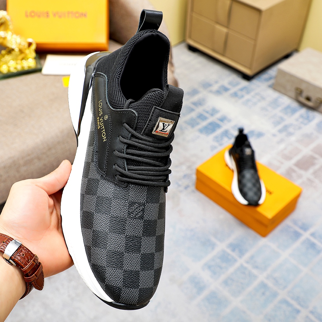 Factory precio [FENDI] Fendi clásico cómodo de los hombres, este entrenador sofisticado es hecho a m
