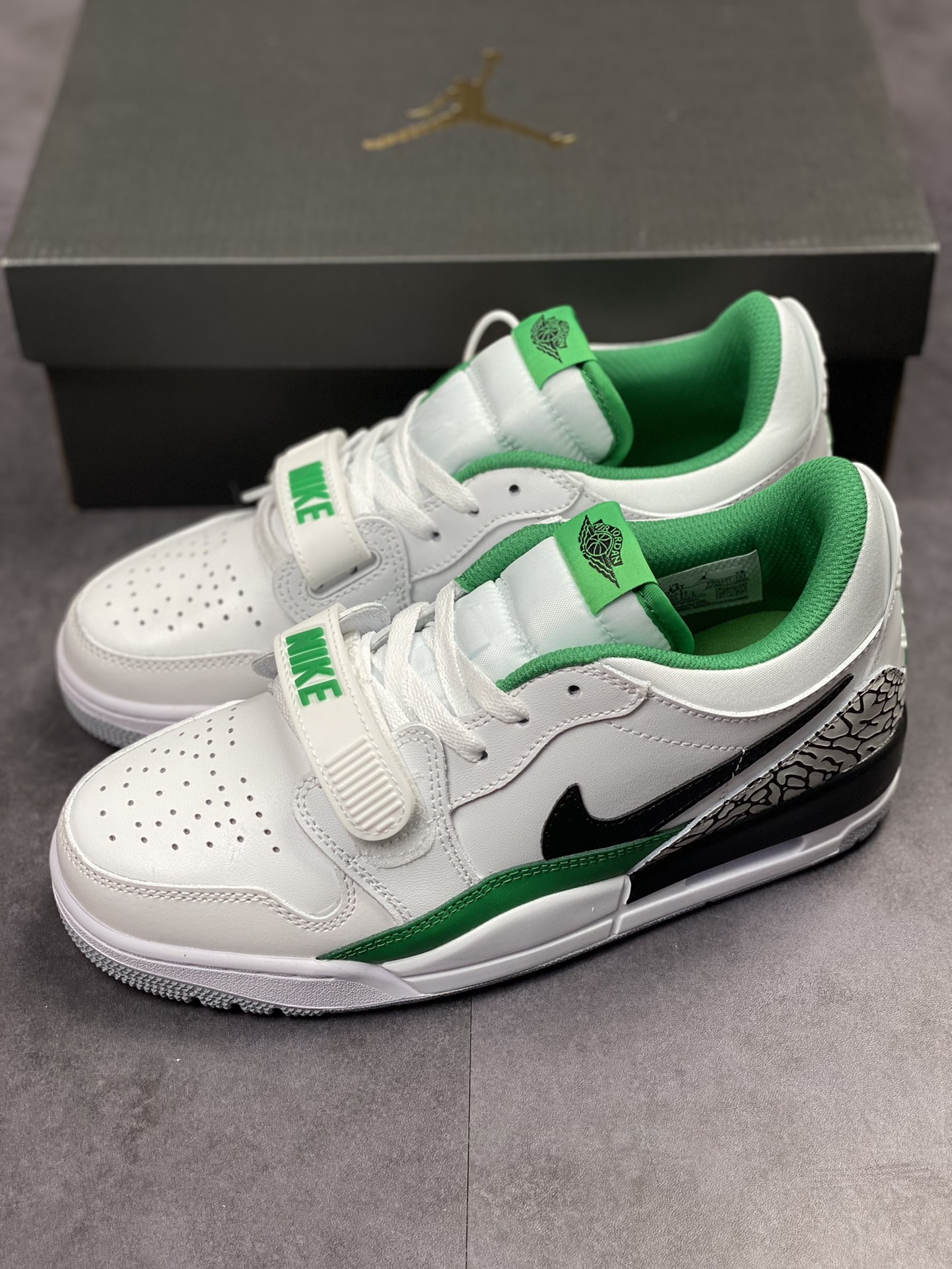 240 Air Jordan Legacy 312 Low 白绿 此款汇集Air Jordan1 FN3407-101