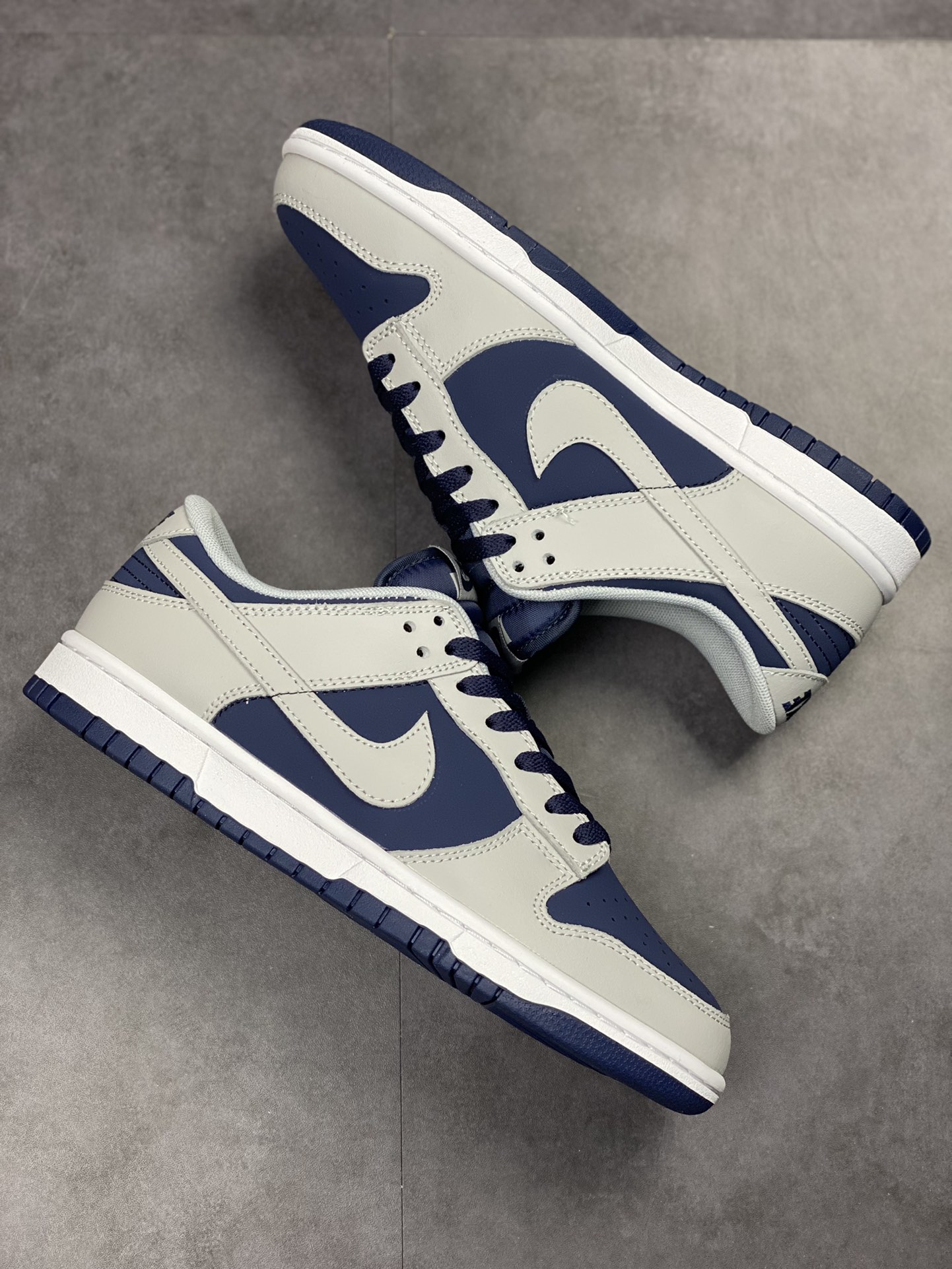 260 Nike SB Dunk Low 拼接烟灰海军蓝 630358-401