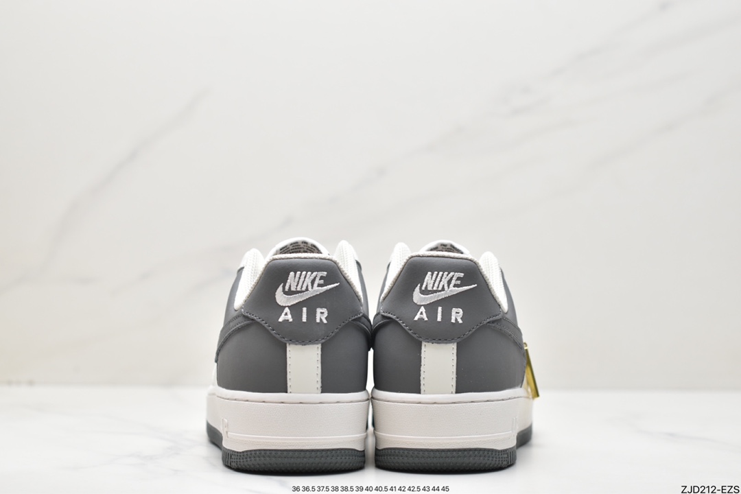 Nike Air Force 1 空军一号 DB3301-022