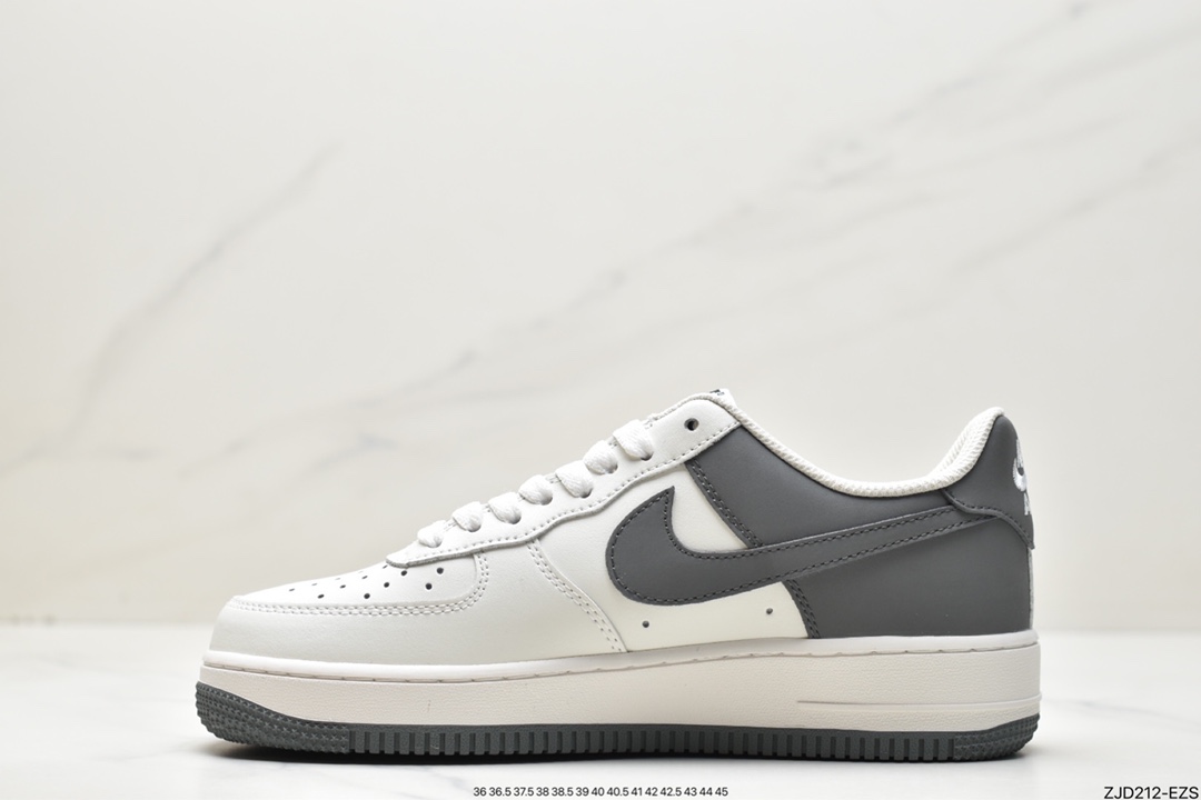 Nike Air Force 1 空军一号 DB3301-022