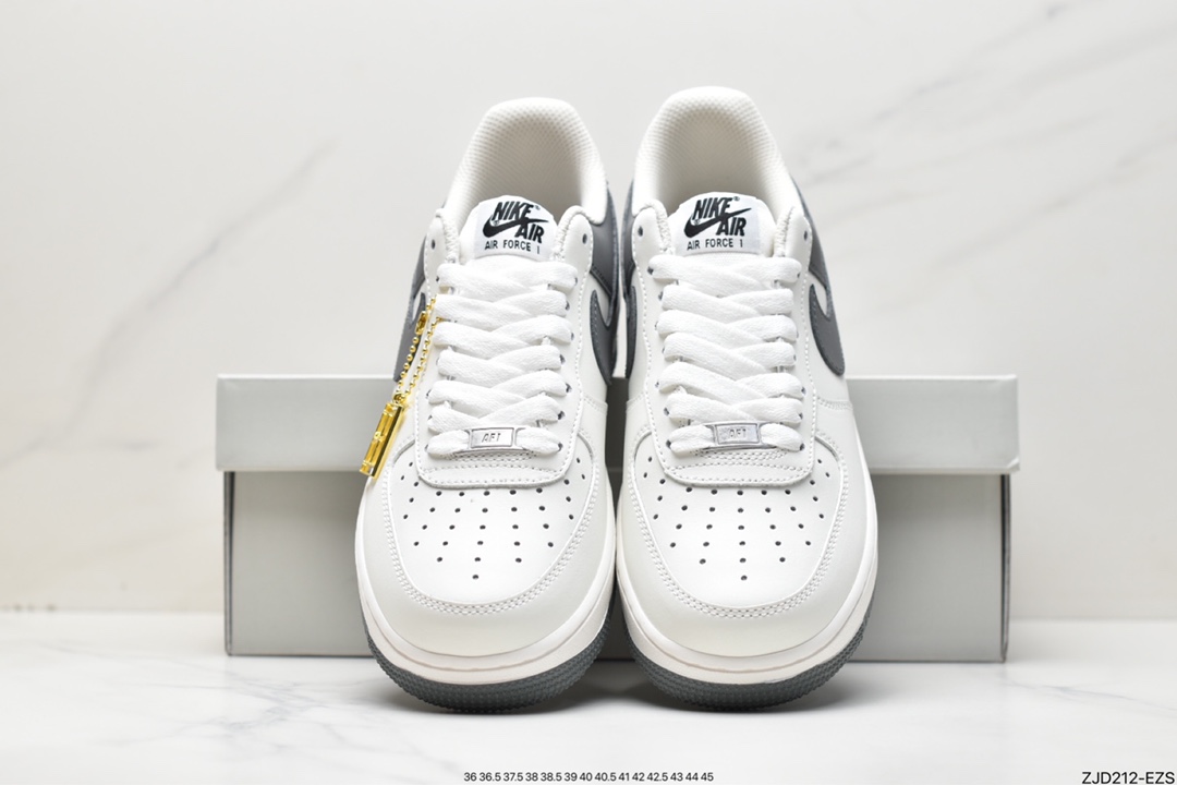 Nike Air Force 1 空军一号 DB3301-022