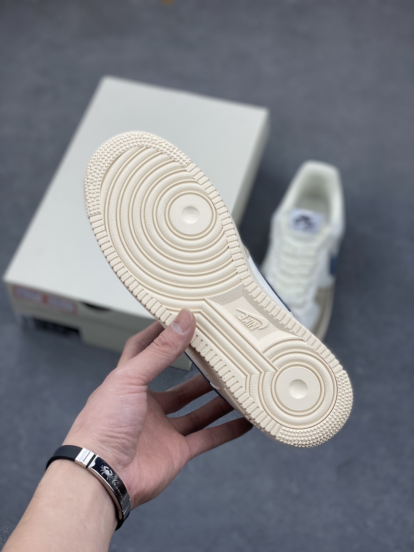 Nike Air Force 1 '07 Retro Blue Canvas Low-Top Sneakers - Limited Edition 7 i1679944075 6083 5