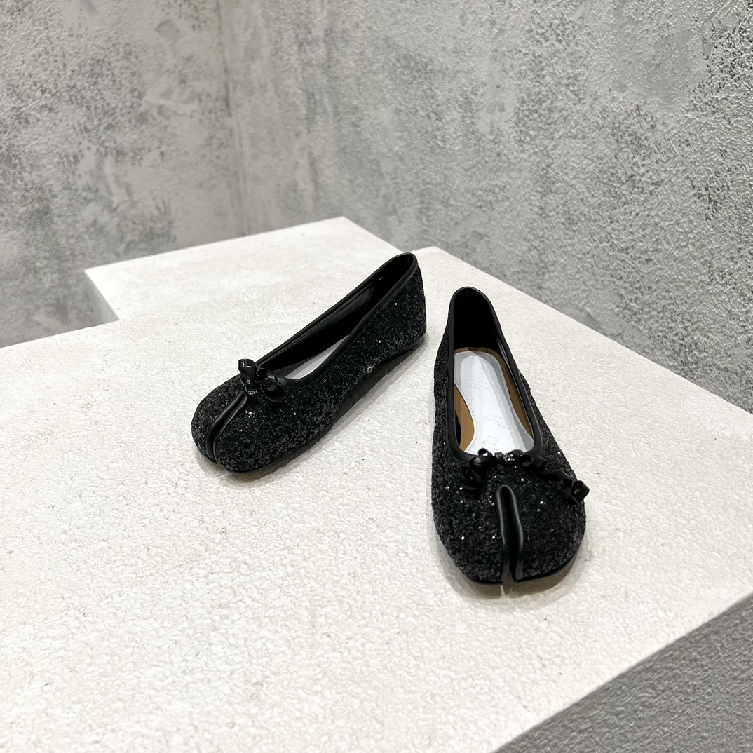 Maison Margiela Tabi Ballet Flats Leather Black