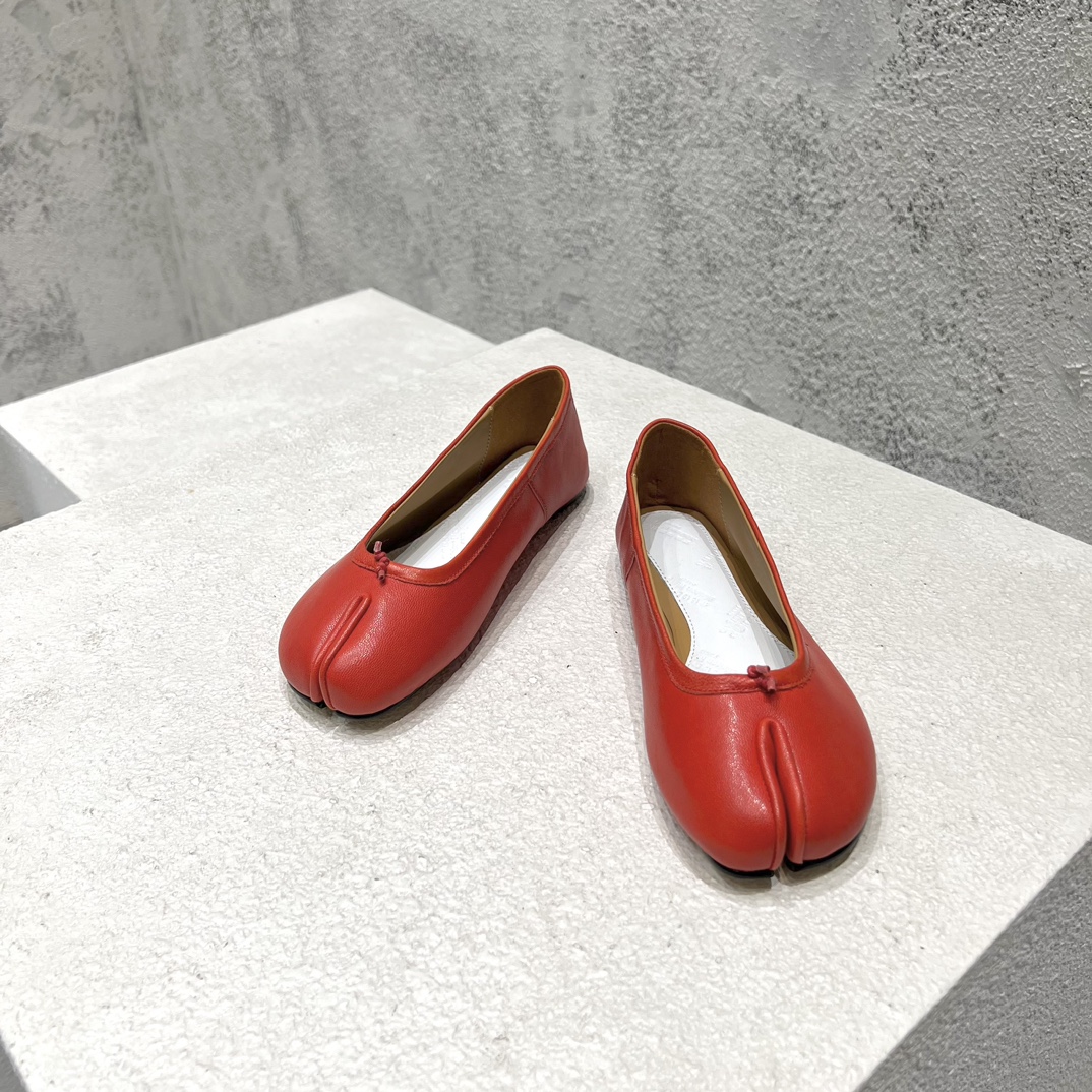 Maison Margiela Tabi Ballet Flats Genuine Leather