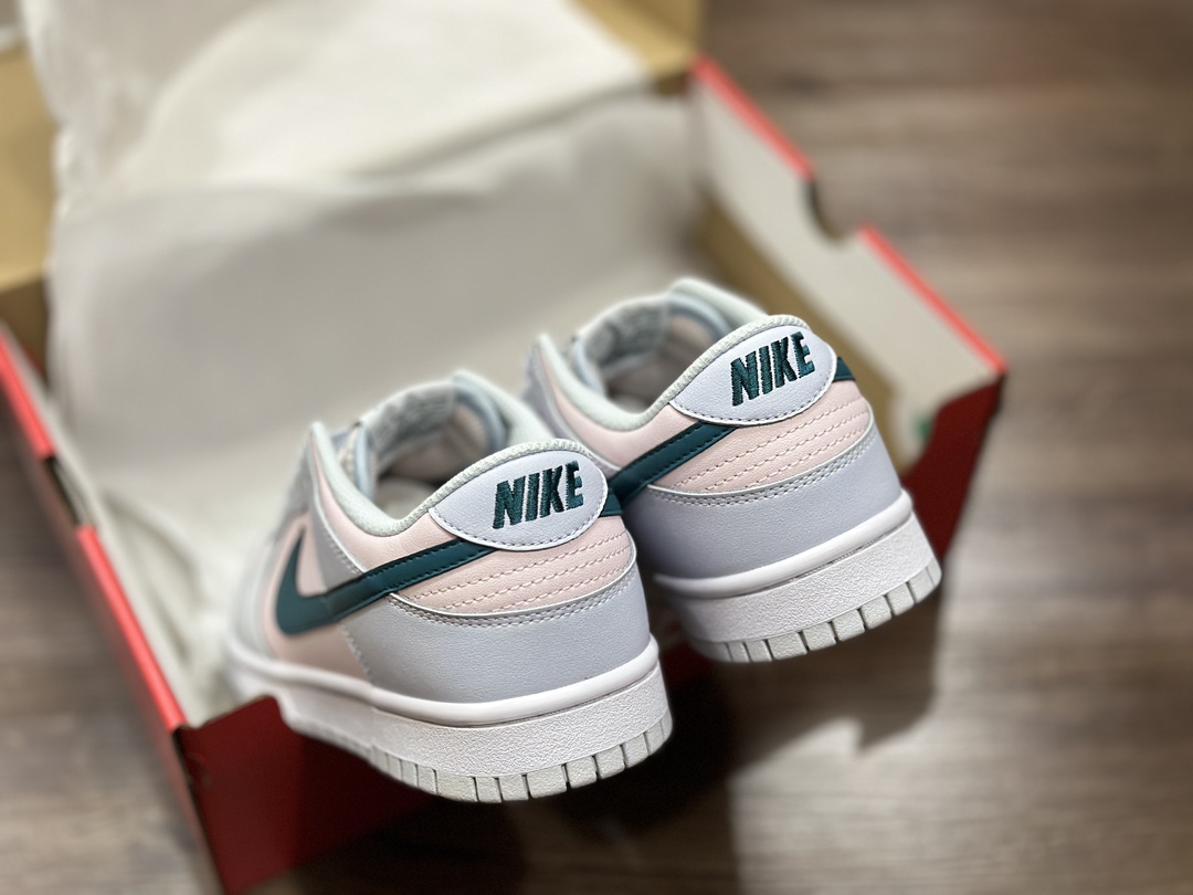 240 NIKE SB Dunk Low 低帮休闲运动鞋 FD1232-002
