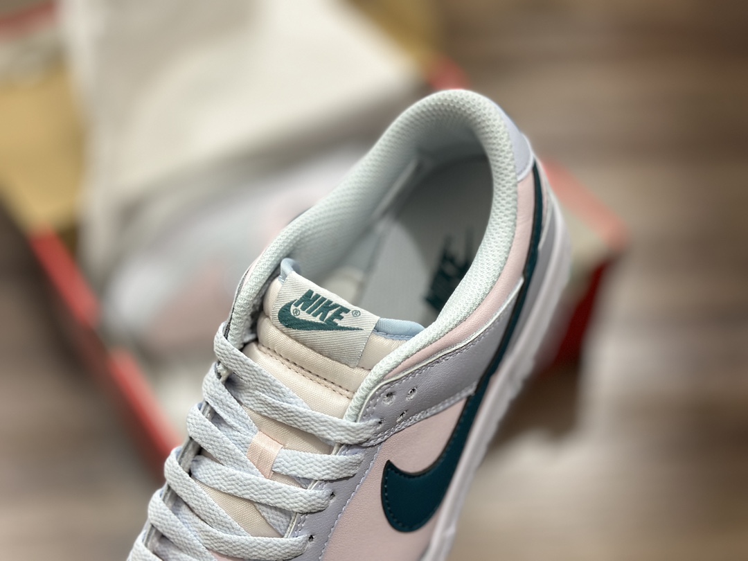 240 NIKE SB Dunk Low 低帮休闲运动鞋 FD1232-002