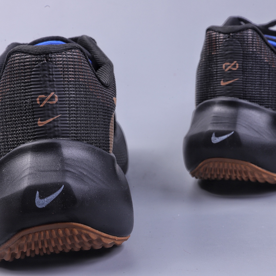 170 Nike Zoom Fly 5超轻男女跑步鞋 REACT 泡棉搭配碳纤维板 DR9837-001