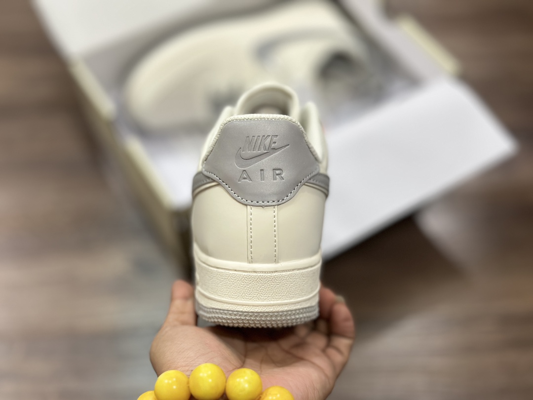 240 Nike Air Force 1 LOW 空军一号低帮运动鞋 GL6835-009