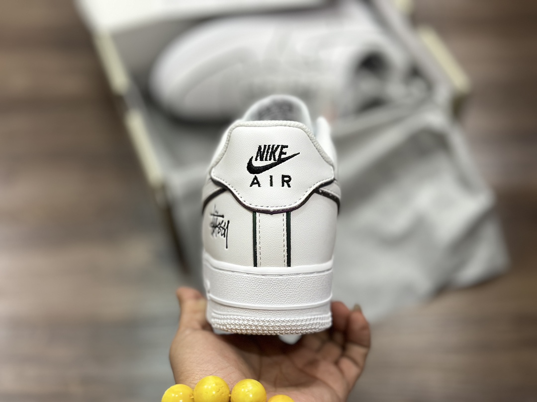260 Nike Air Force 1 LOW 空军一号低帮运动鞋 BQ6425-009
