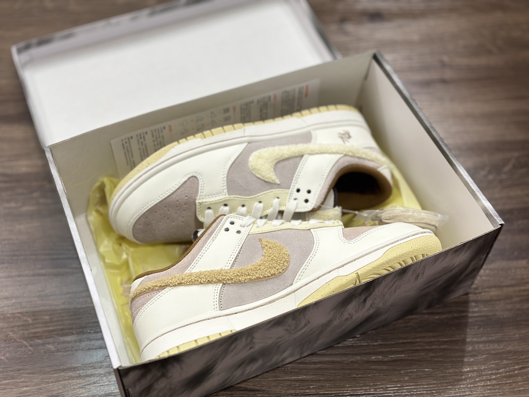 240 NIKE SB Dunk Low 低帮休闲运动鞋 FD4203-211