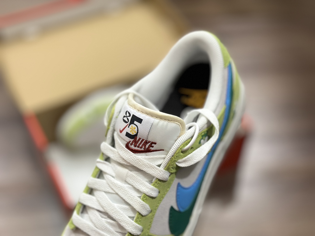 260 NIKE SB Dunk Low 低帮休闲运动鞋 DO9457-125