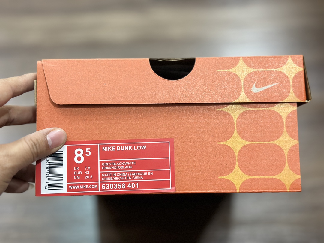 260 NIKE SB Dunk Low 低帮休闲运动鞋  635368-401