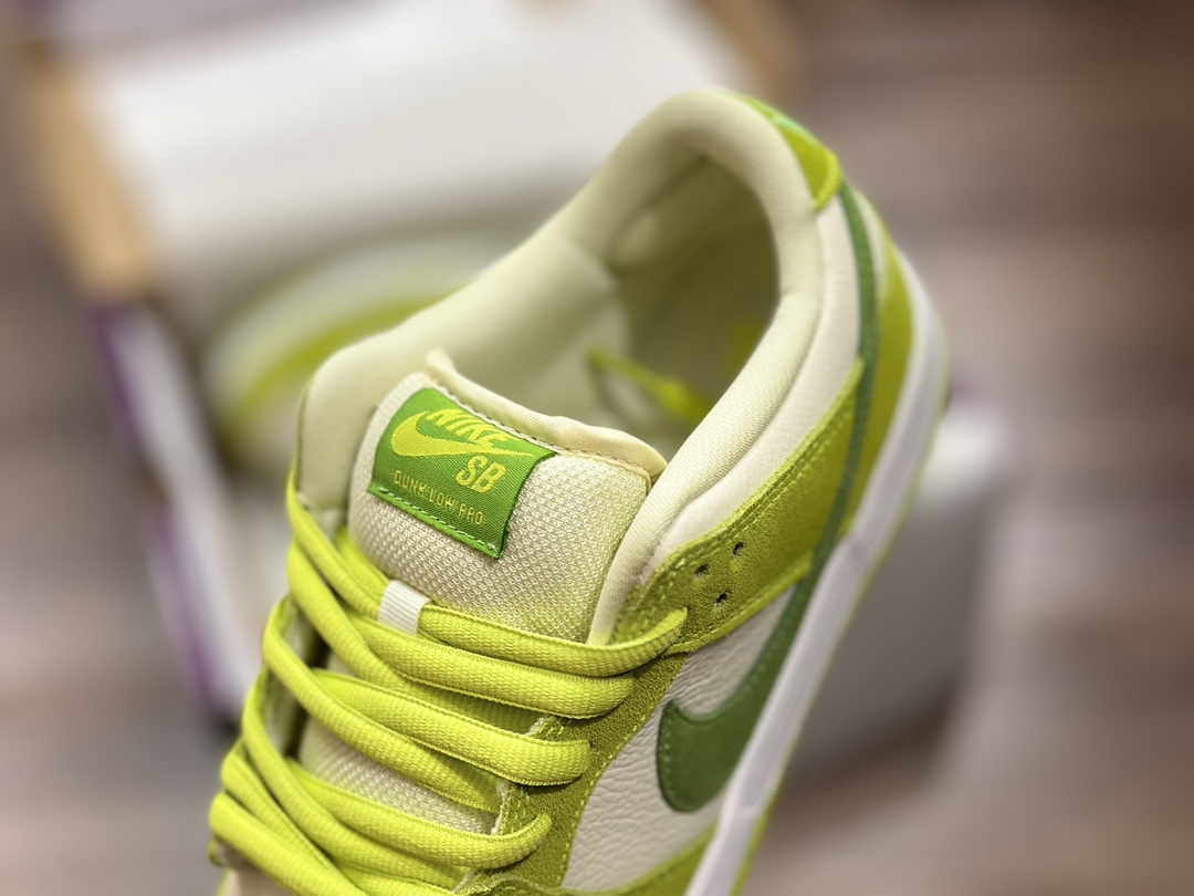 300 NIKE SB Dunk Low 青苹果 低帮休闲运动鞋  DM0807-300