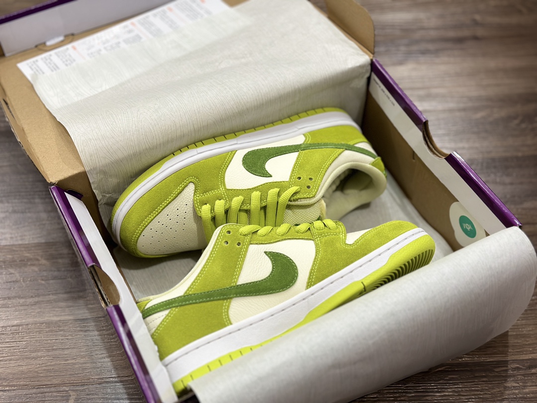 300 NIKE SB Dunk Low 青苹果 低帮休闲运动鞋  DM0807-300