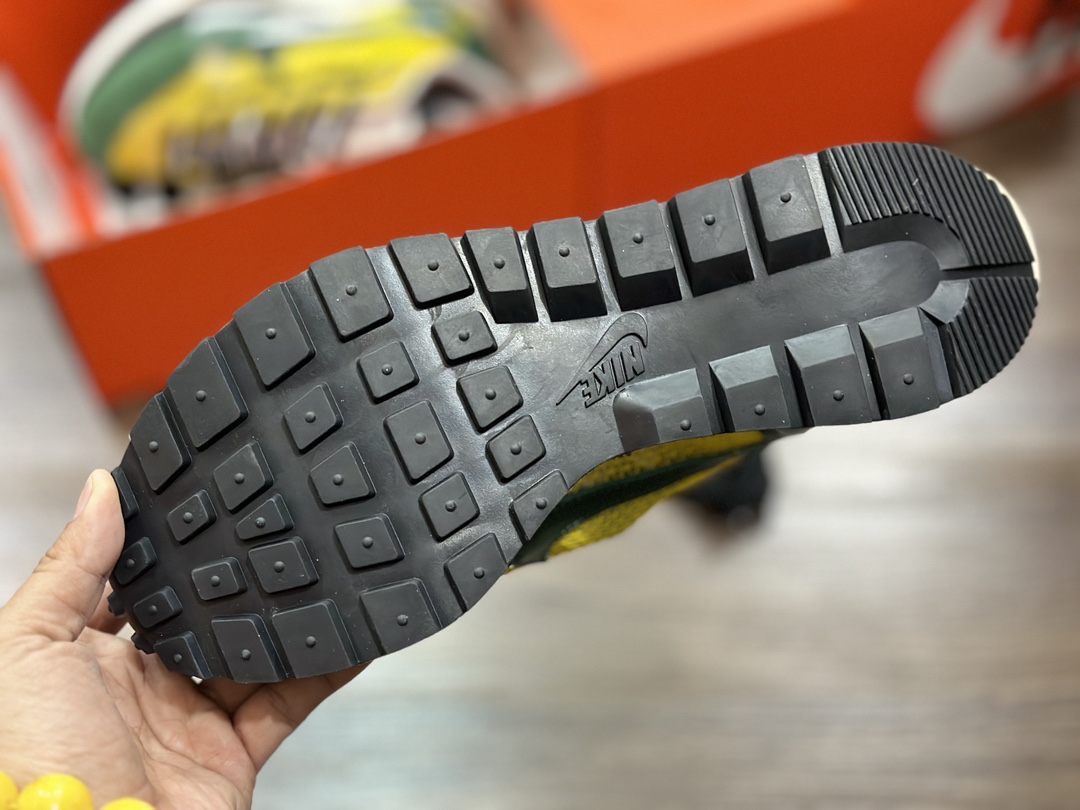 300 Sacai Nike regasus vaporrly SP 华夫三代3.0解构重磅联名  DV1363-700