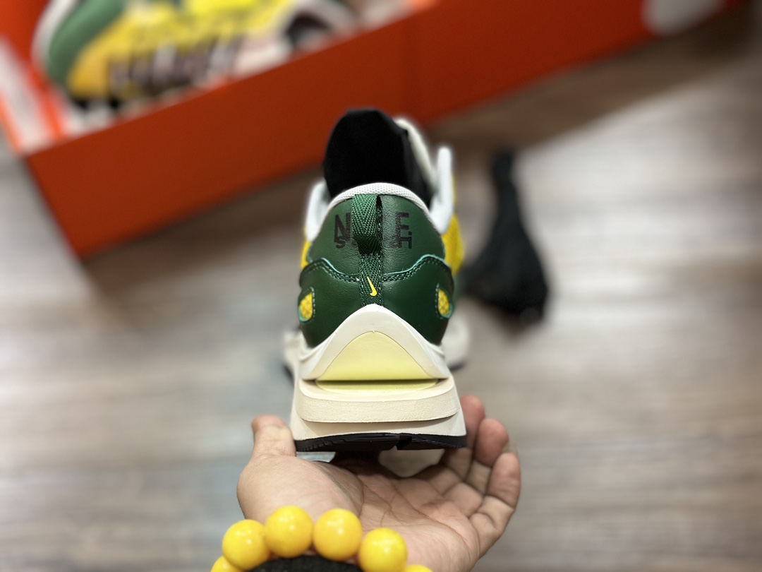 300 Sacai Nike regasus vaporrly SP 华夫三代3.0解构重磅联名  DV1363-700