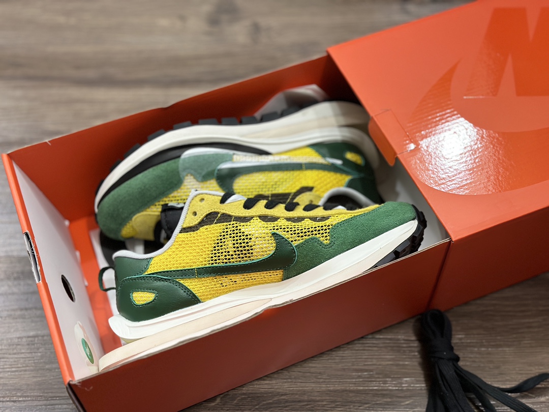 300 Sacai Nike regasus vaporrly SP 华夫三代3.0解构重磅联名  DV1363-700