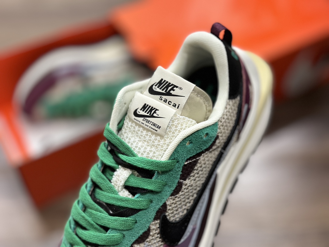 300 Sacai Nike regasus vaporrly SP 华夫三代3.0解构重磅联名  DD3035-200