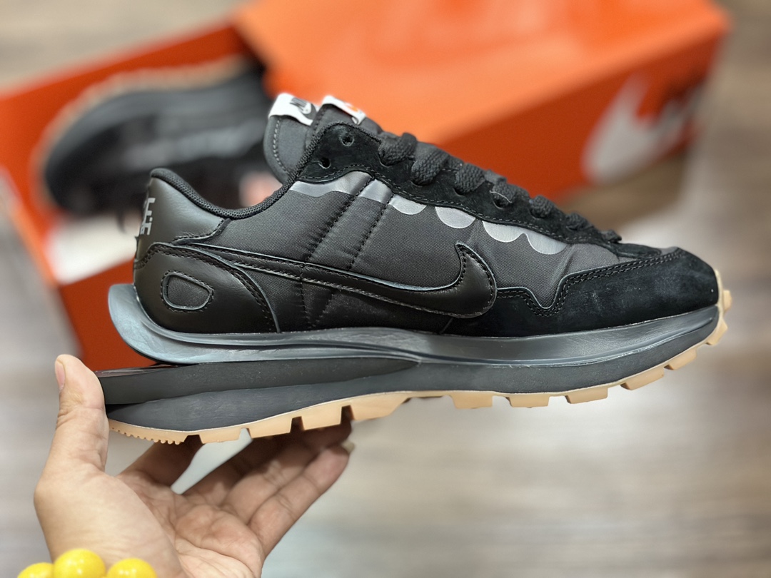 300 Sacai Nike regasus vaporrly SP 华夫三代3.0解构重磅联名  DD1875-001