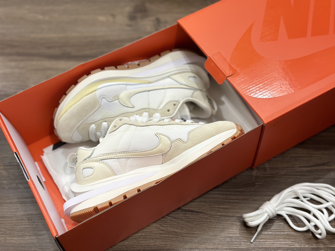 300 Sacai Nike regasus vaporrly SP 华夫三代3.0解构重磅联名 DD1875-100