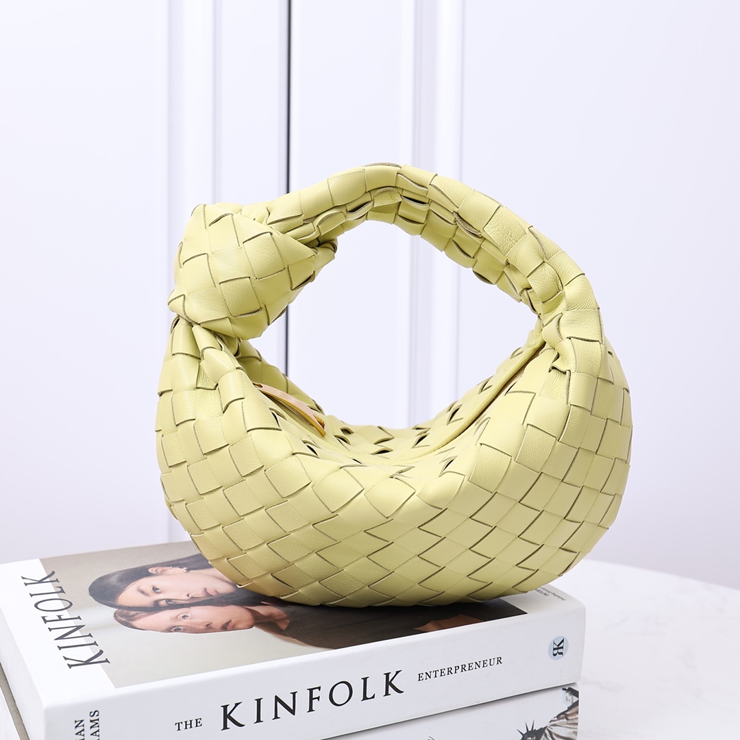 Bottega Veneta Sac à main Jodie mini en cuir d'agneau tressé