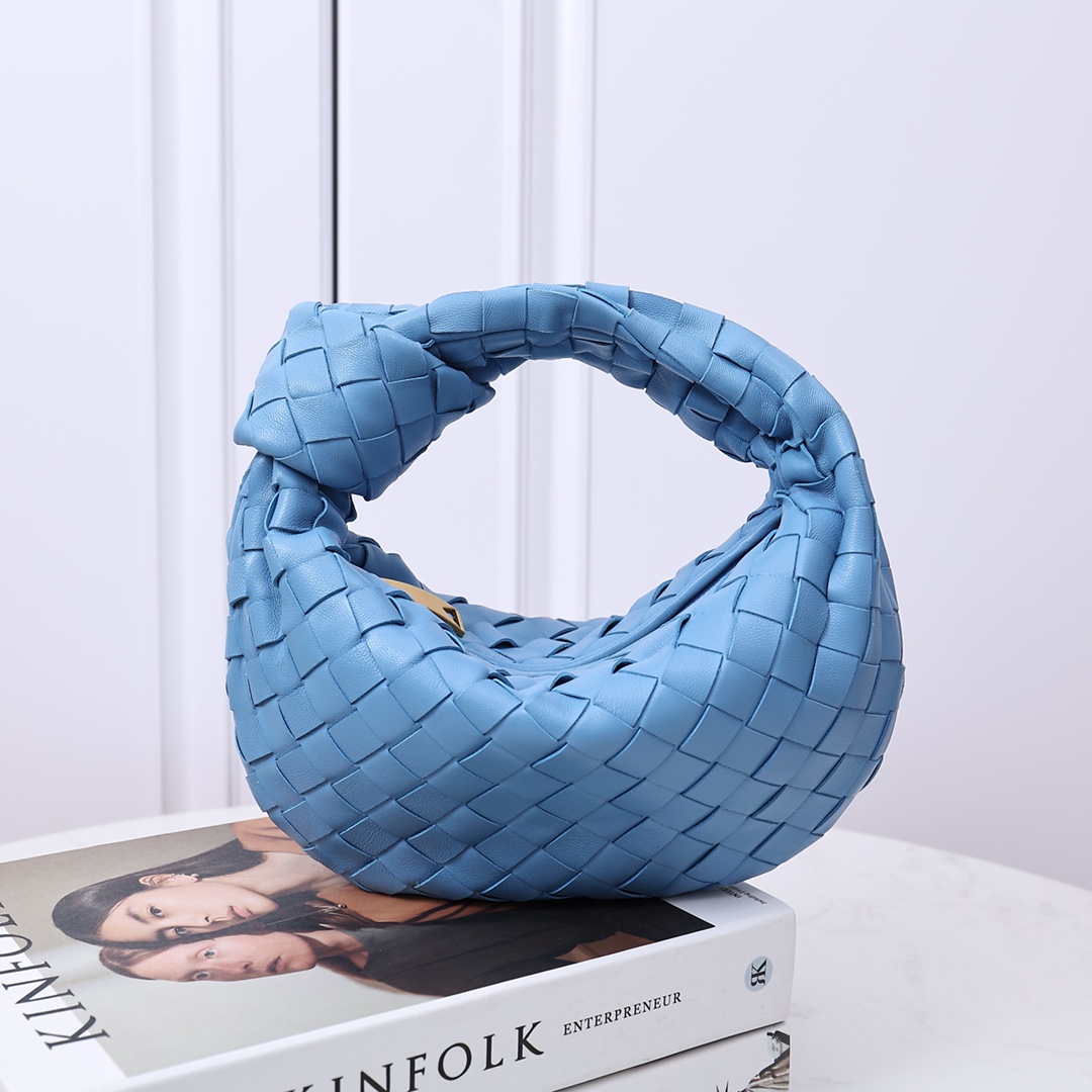 Bottega Veneta Intrecciato Lambskin Knot Hobo Handbag