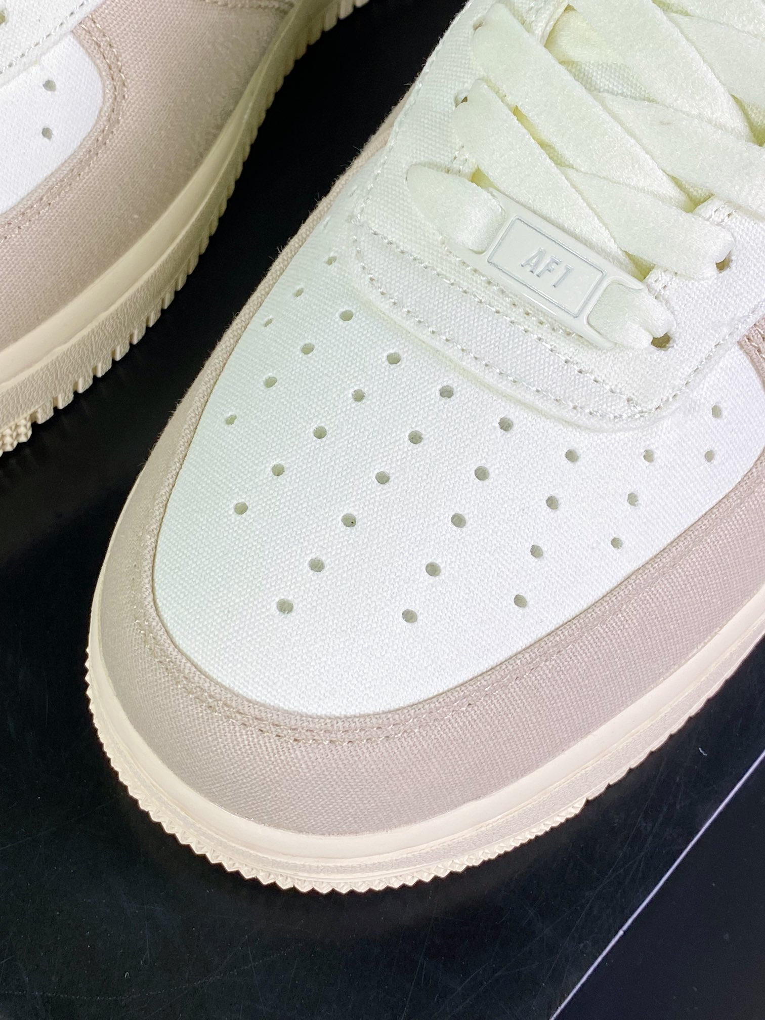 200  Air Force 1’07 Low QS”Beige/Khaki/Fog Blue”空军一号“帆布米白卡其雾霾蓝”DG2296-022