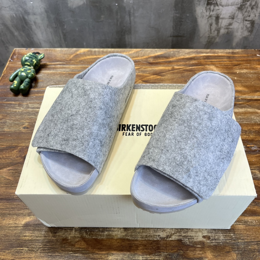 Fear of God of God BIRKENSTOCK联名勃肯系列拖鞋