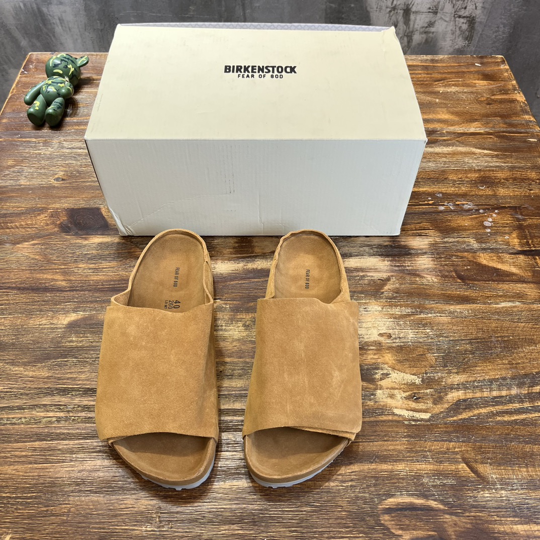 Fear of God of God BIRKENSTOCK联名勃肯系列拖鞋
