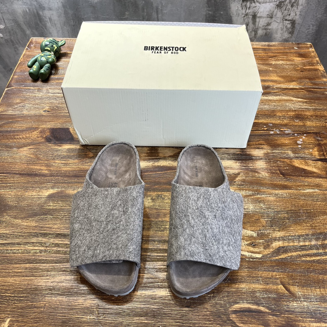 Fear of God of God BIRKENSTOCK联名勃肯系列拖鞋