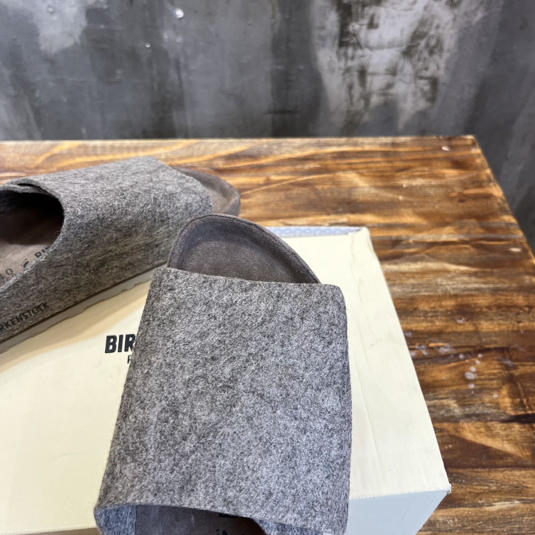 Fear of God of God BIRKENSTOCK联名勃肯系列拖鞋