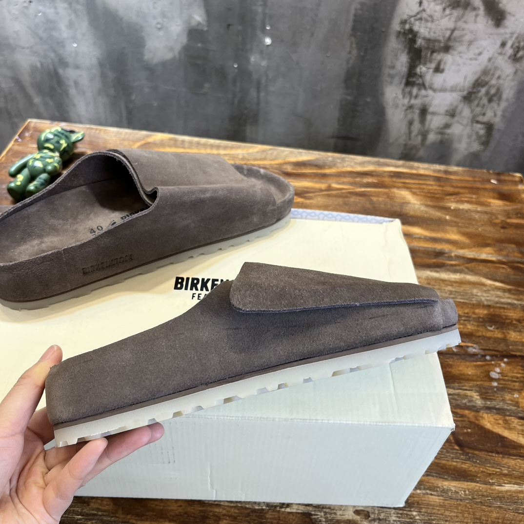 Fear of God of God BIRKENSTOCK联名勃肯系列拖鞋