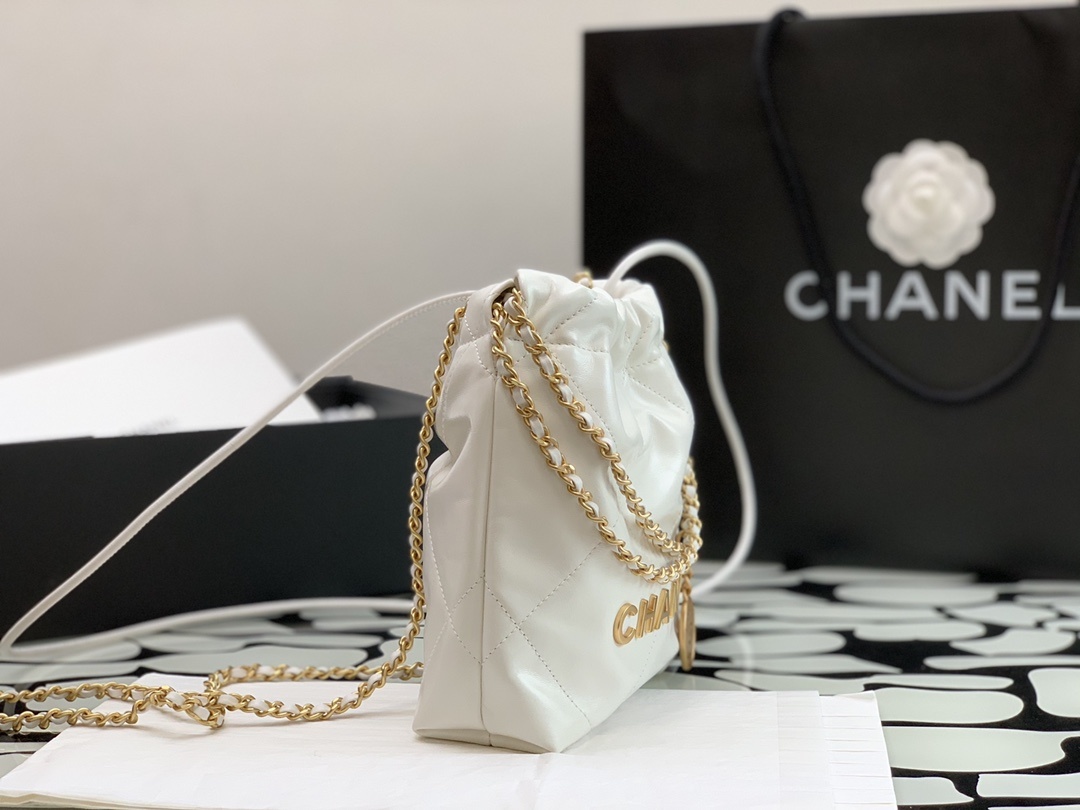 原厂皮现货23smini22bag️这是我这季里面最最最最最最最期待喜欢的一款了️火遍全网太绝了️一包难