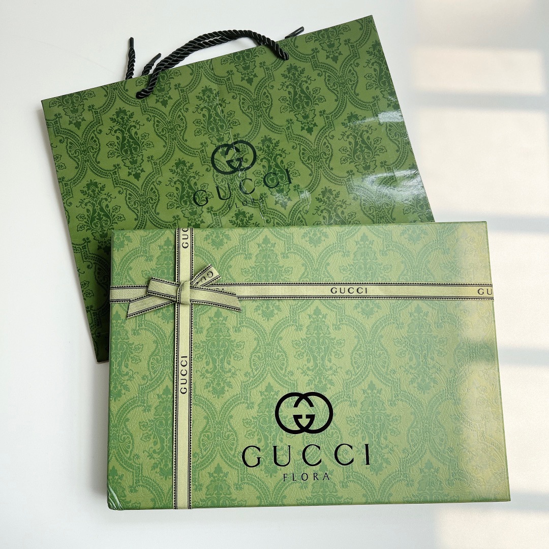 Colección completa de 14 piezas de Gucci versión americana! Aromas: Flower Dance rosa, Flower Dance púrpura, Flower Dan…