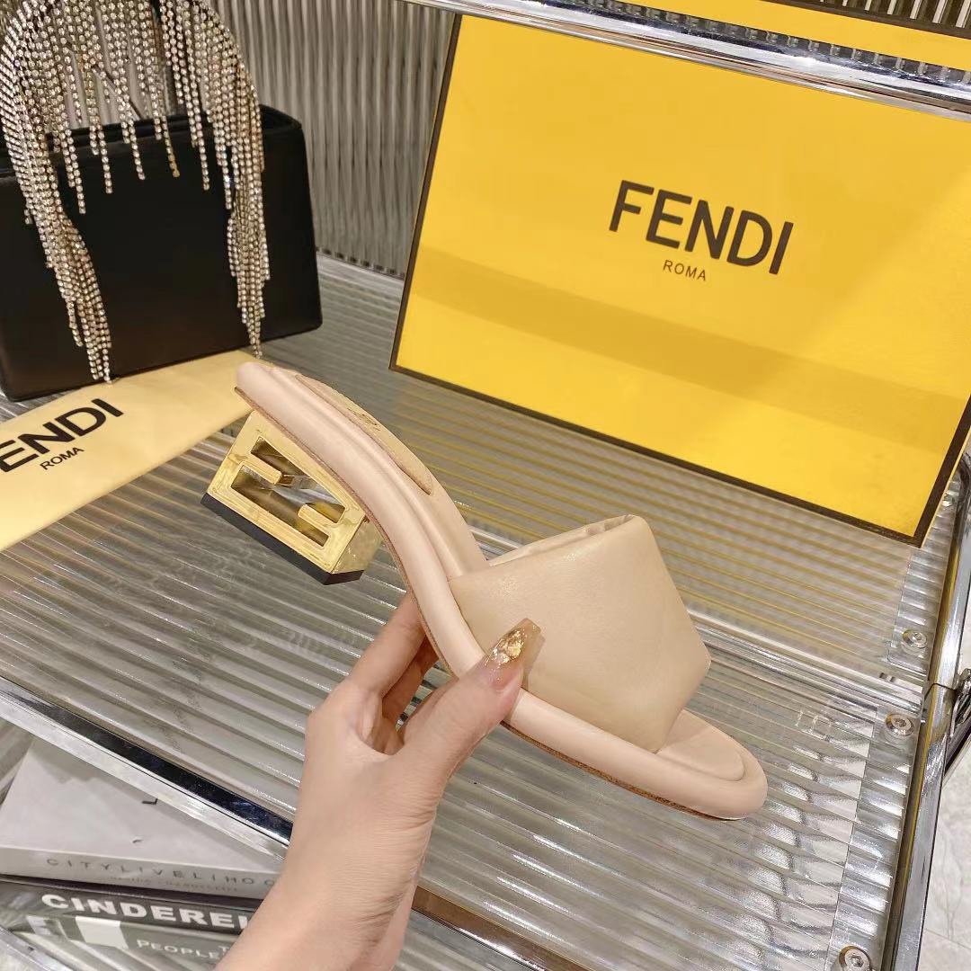 Fendi Water Platform Sandals - Stylish and Comfortable Designer Slides 4 i1680013952 5908 2