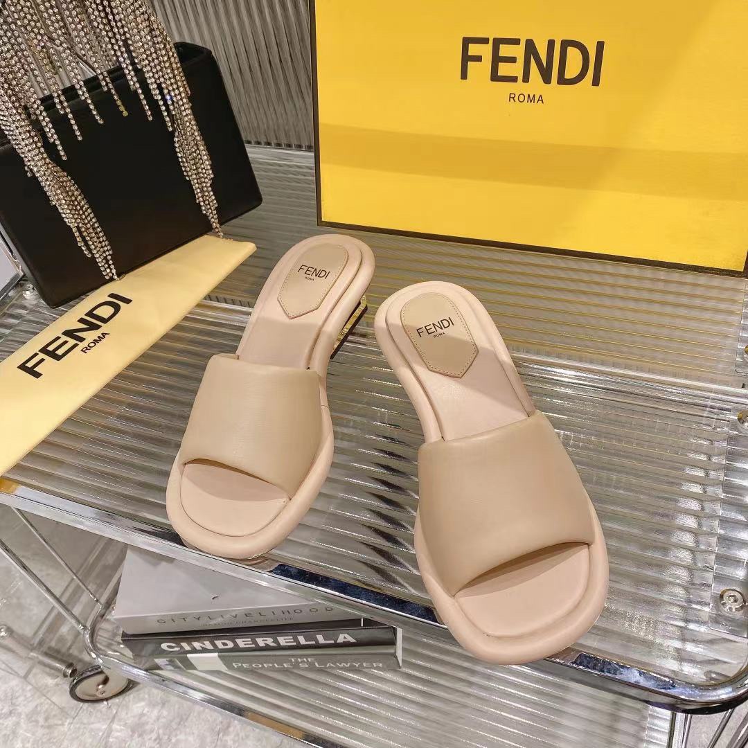 Fendi Water Platform Sandals - Stylish and Comfortable Designer Slides 5 i1680013952 7042 3