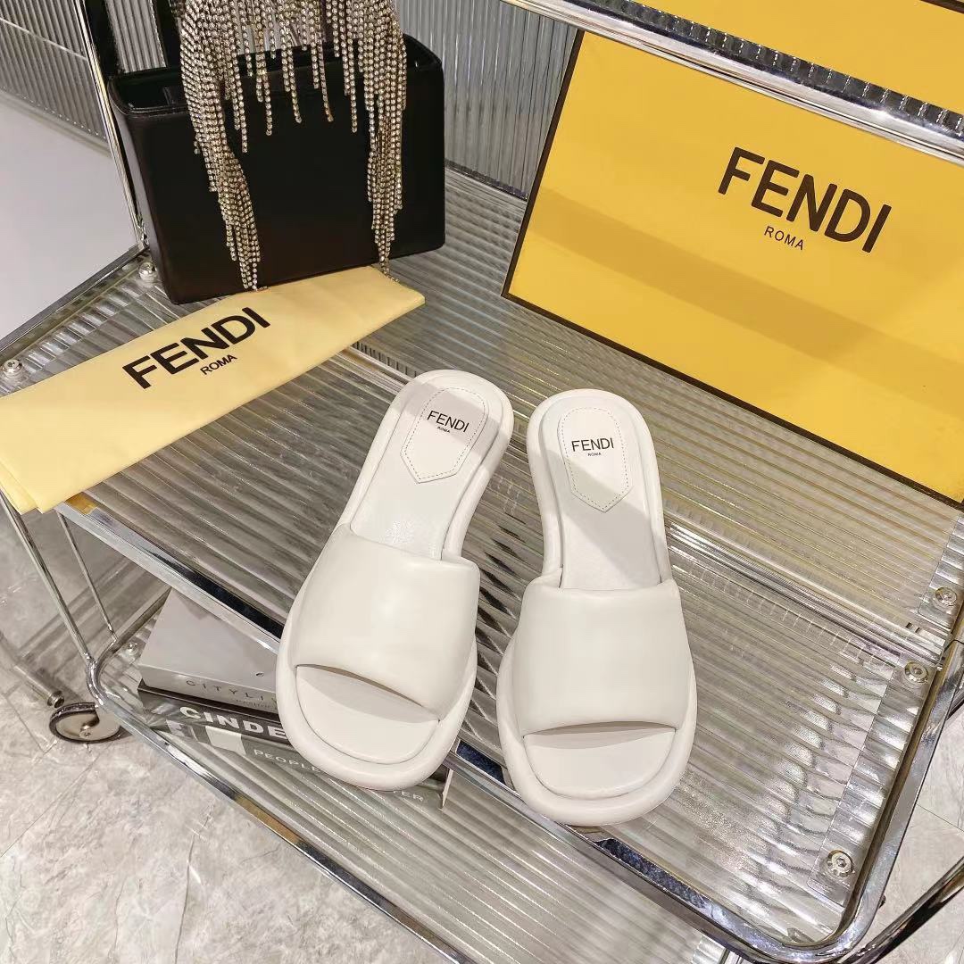 Fendi Women's White Leather Platform Heeled Sandals Slides Luxury Designer 3 i1680014458 7987 0