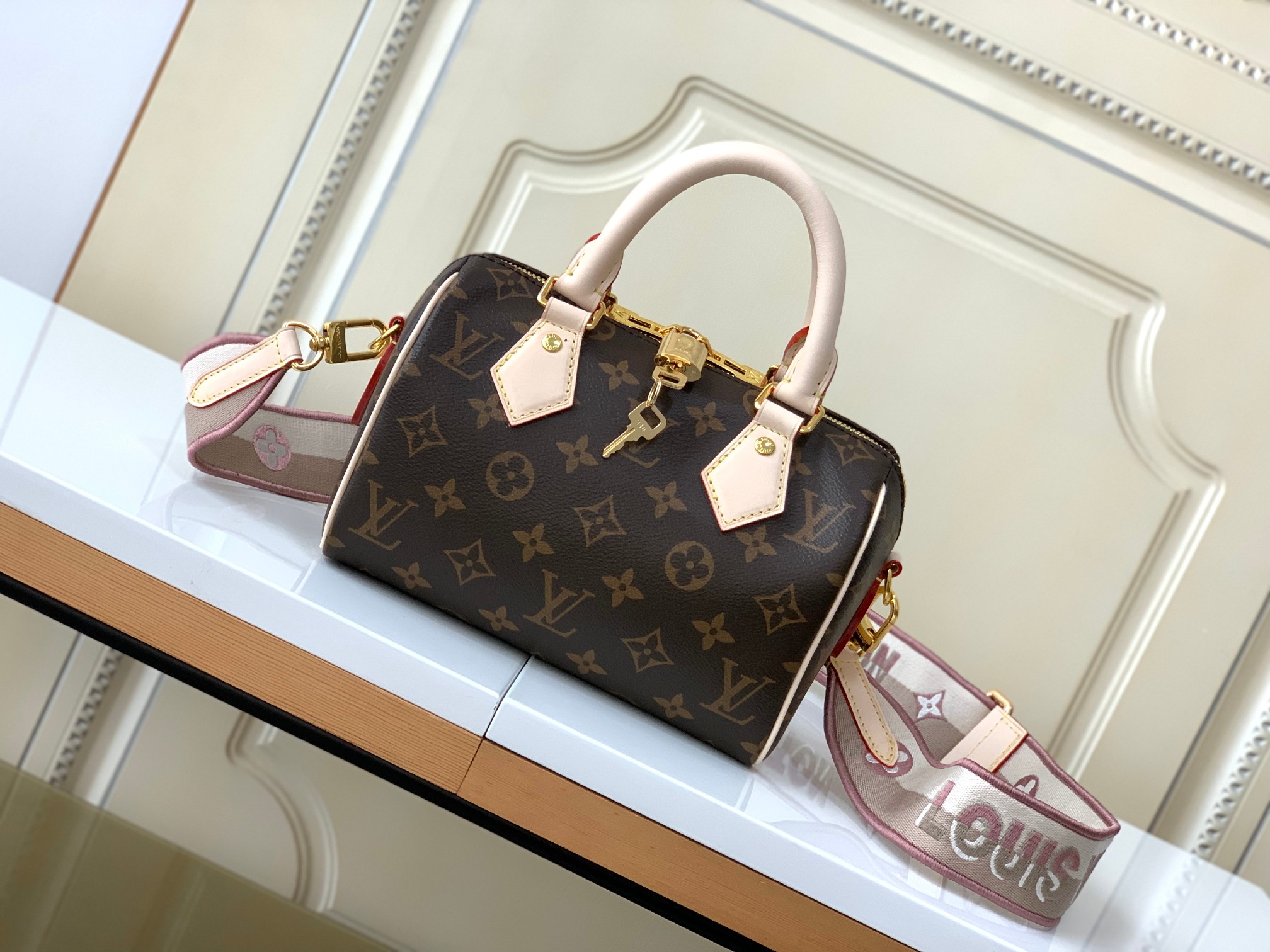 【海原外单 独实家拍】【 M46222老花】本款 Speedy Bandoulière 20 手袋采选 