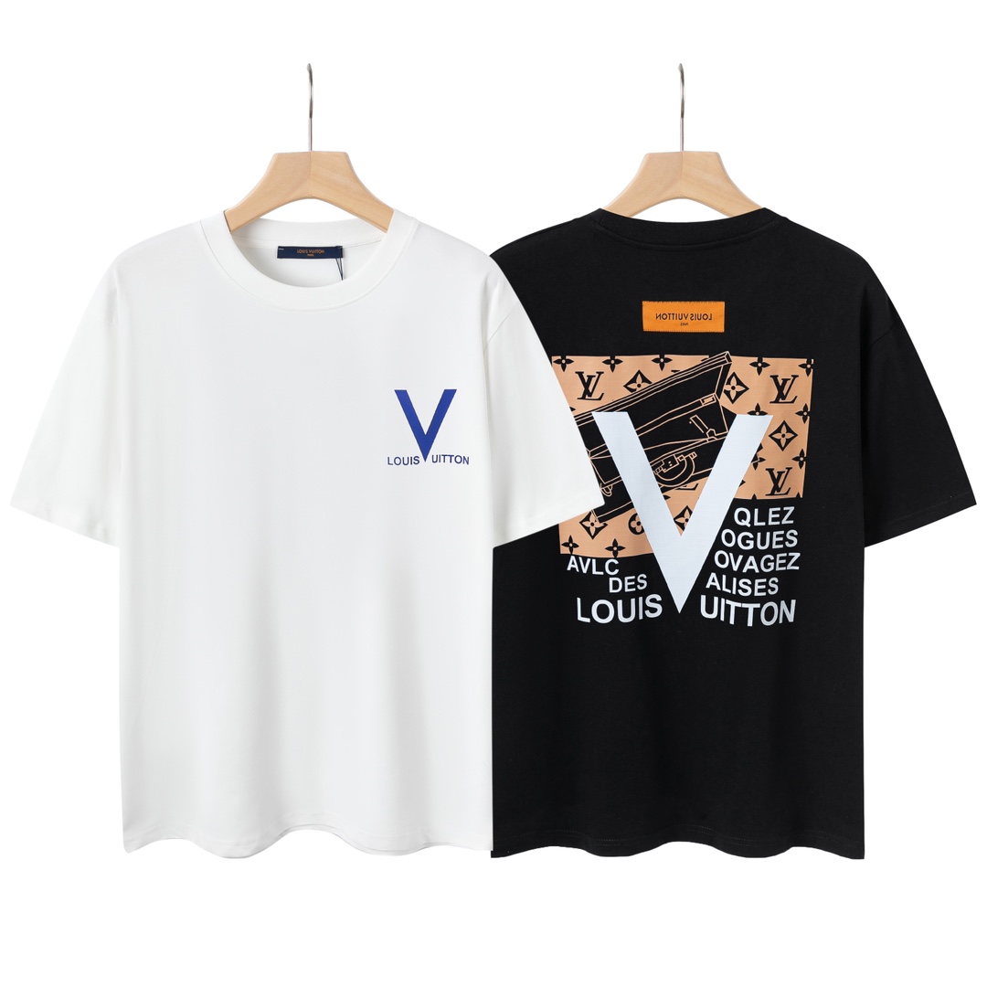 P55 LOUIS VUITTON 路易威登 秀场限定26ss新款宇航员 印花LOGO标识圆领短袖. 手感非常舒服 春夏最新砖柜同步 OS落肩版型 时尚又个性 超级百搭好看的一款 男女都非常合适 人手必备款 吊牌 领标 水洗麦 三标齐全 …