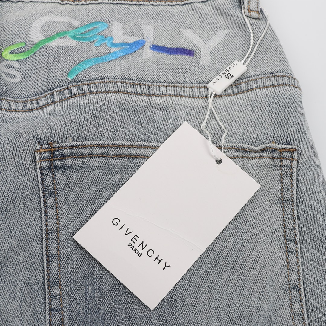 Givenchy/纪梵希 简约复刺绣LOGO牛仔裤