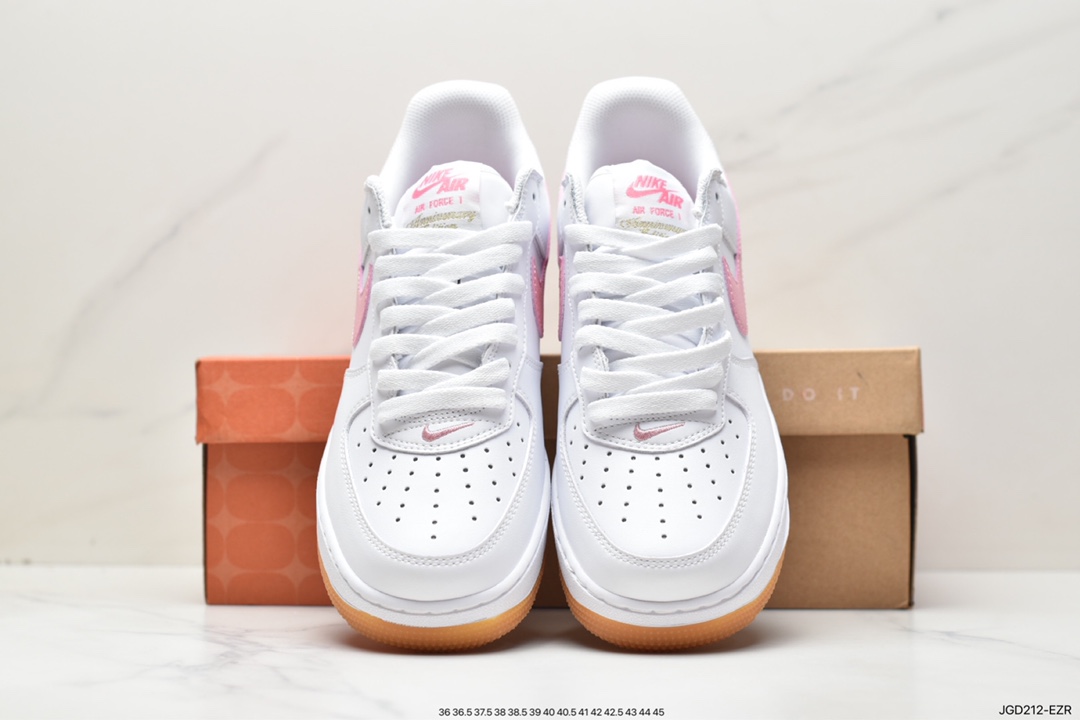 180 耐克Nike Air Force1 空军一号 低帮休闲板鞋 DJ3911-101