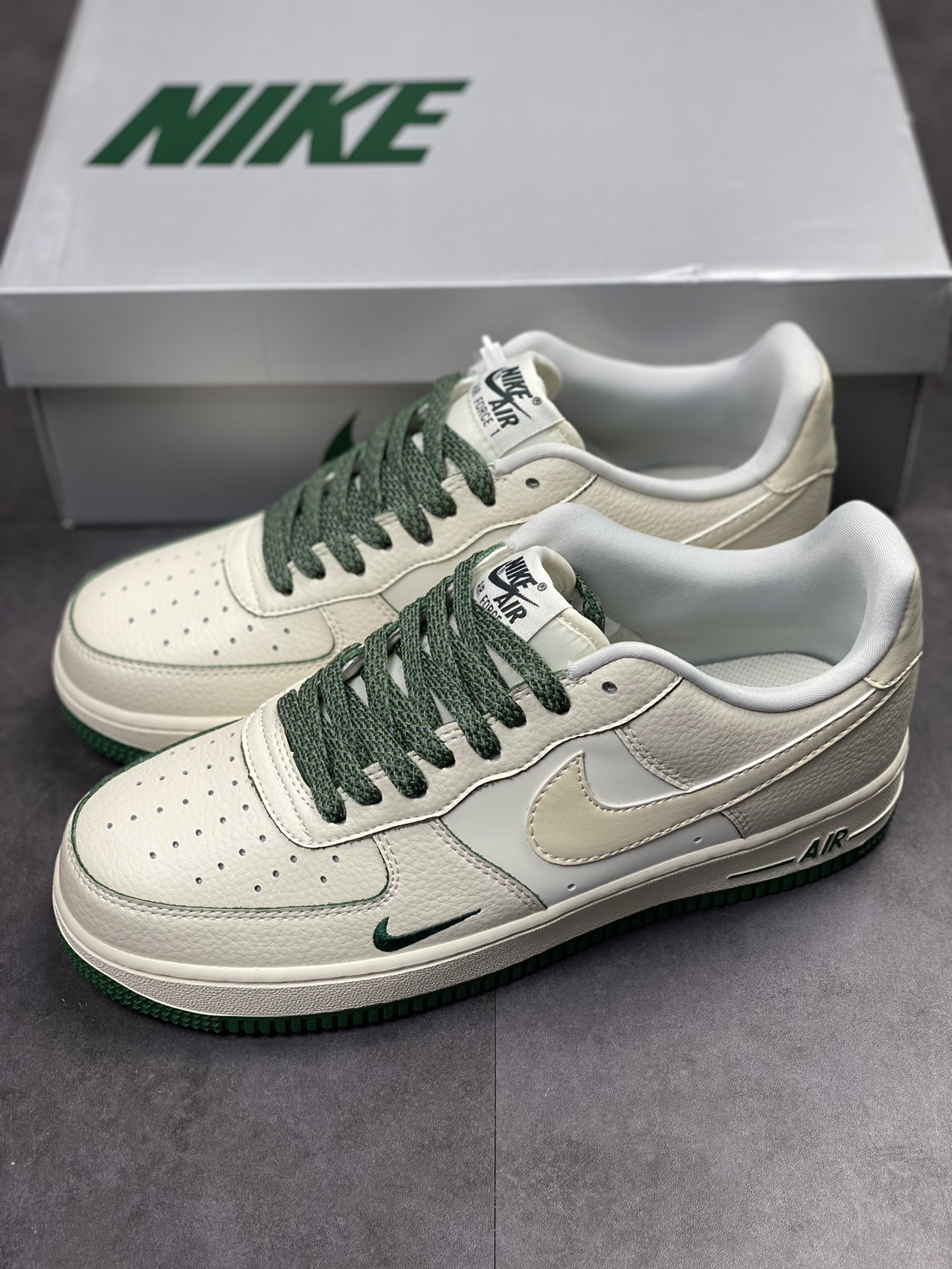 250 Nike Air Force 1 Low 07 米绿珠光 DD9915-600