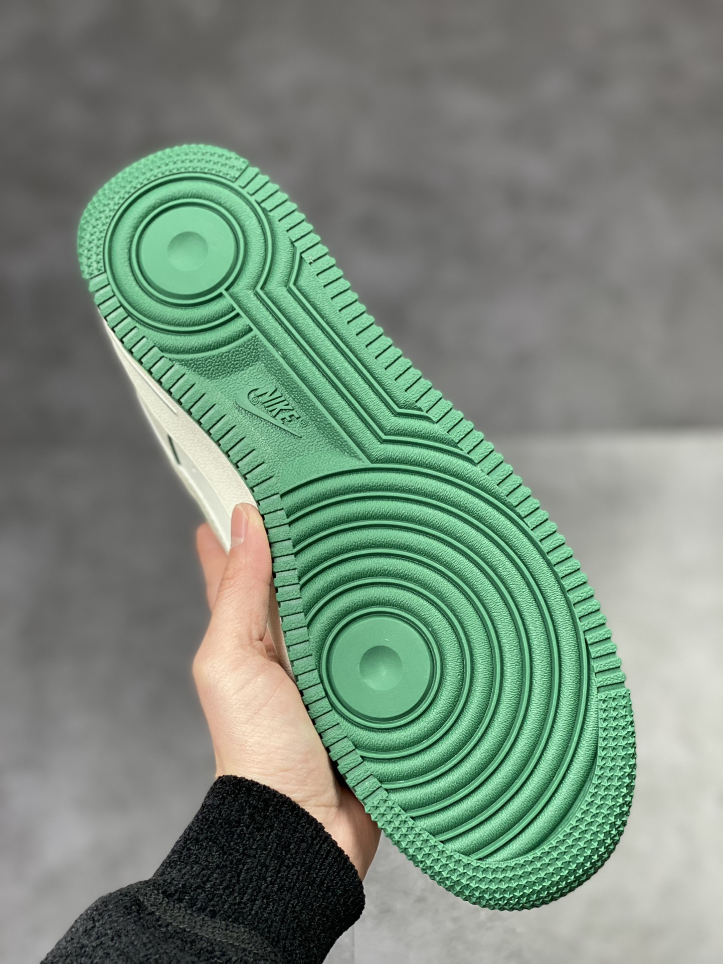 250 Nike Air Force 1 Low 07 米绿珠光 DD9915-600