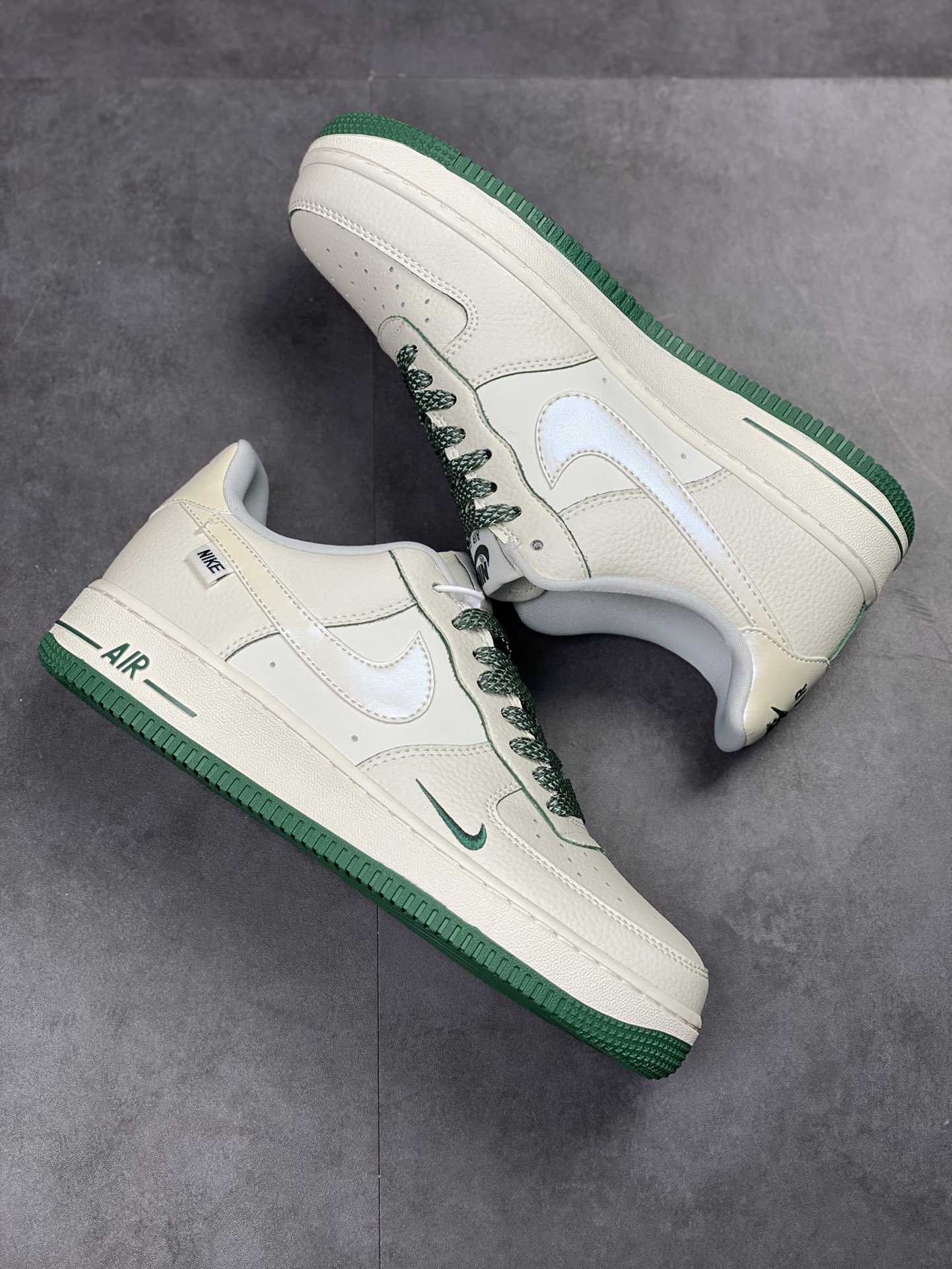 250 Nike Air Force 1 Low 07 米绿珠光 DD9915-600