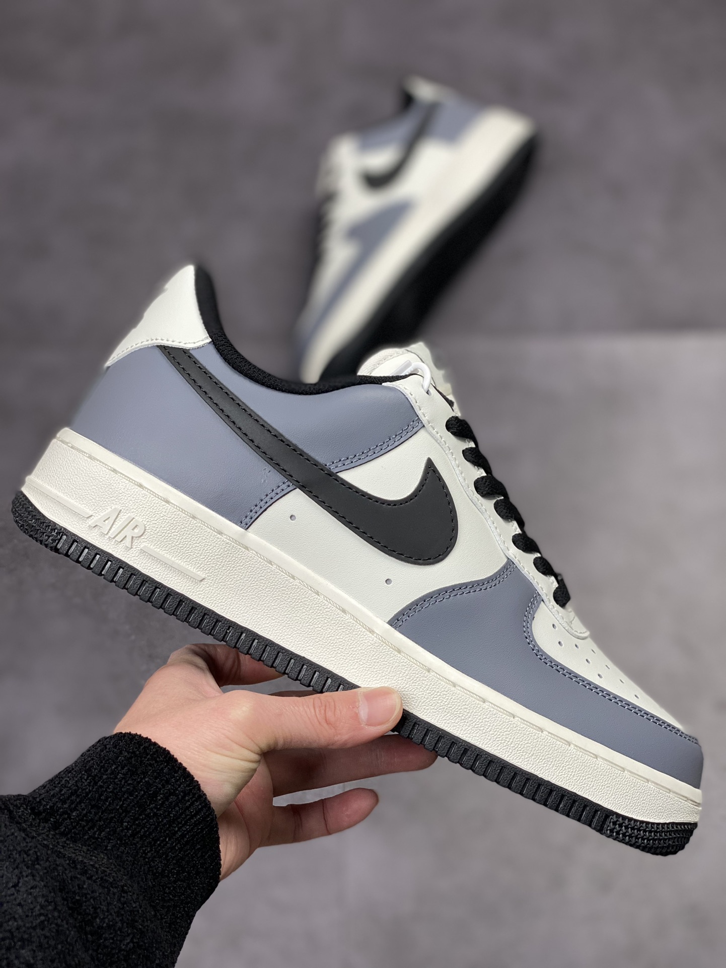 210 Nike Air Force 1 Low 07 米白碳灰黑 DD3063-608